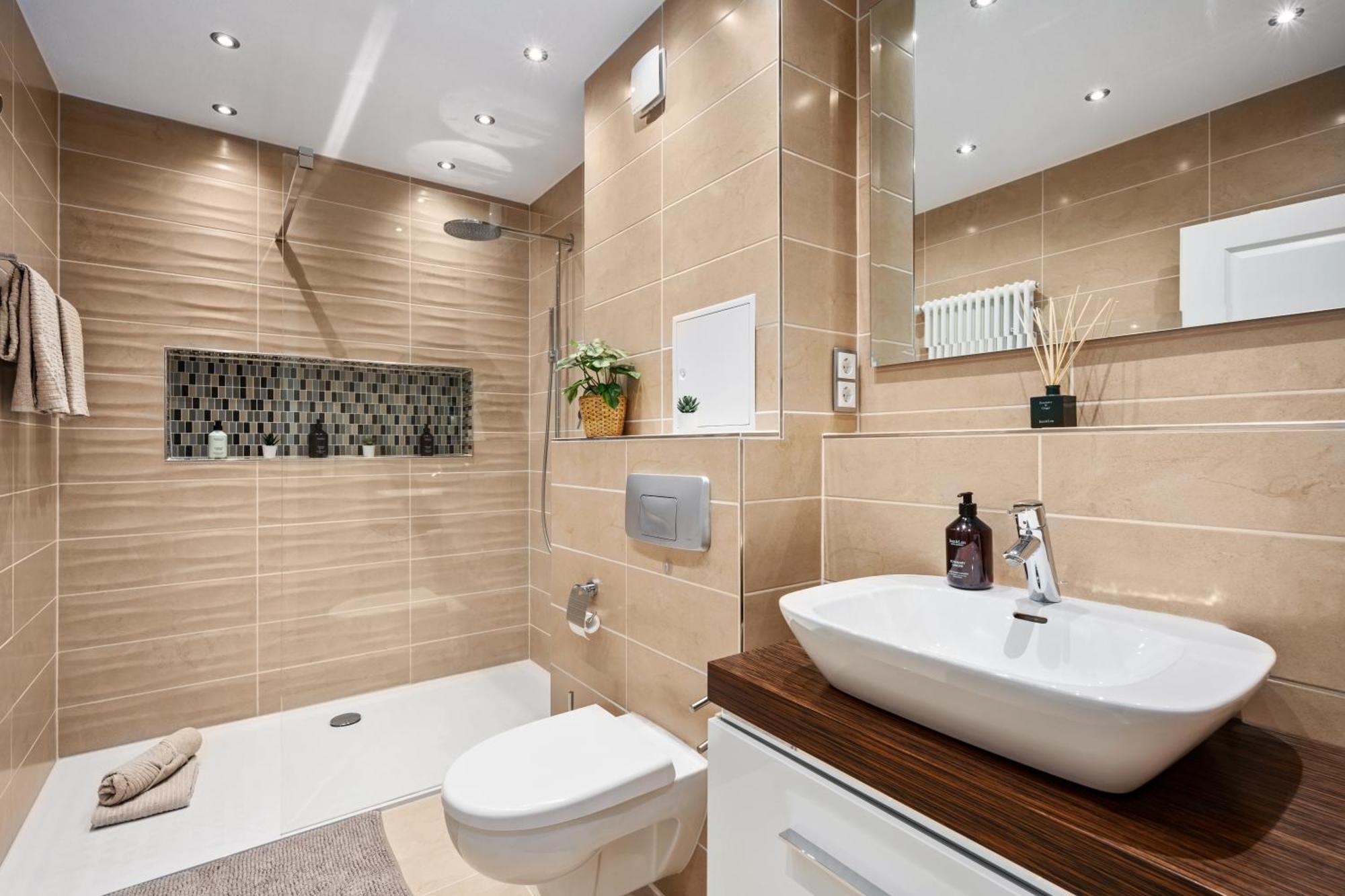 Edler Wohnraum Schwanenteich-Suite Mit Balkon, Kaffeevollautomat, Lift & Parkplatz ซวิคเคา ภายนอก รูปภาพ