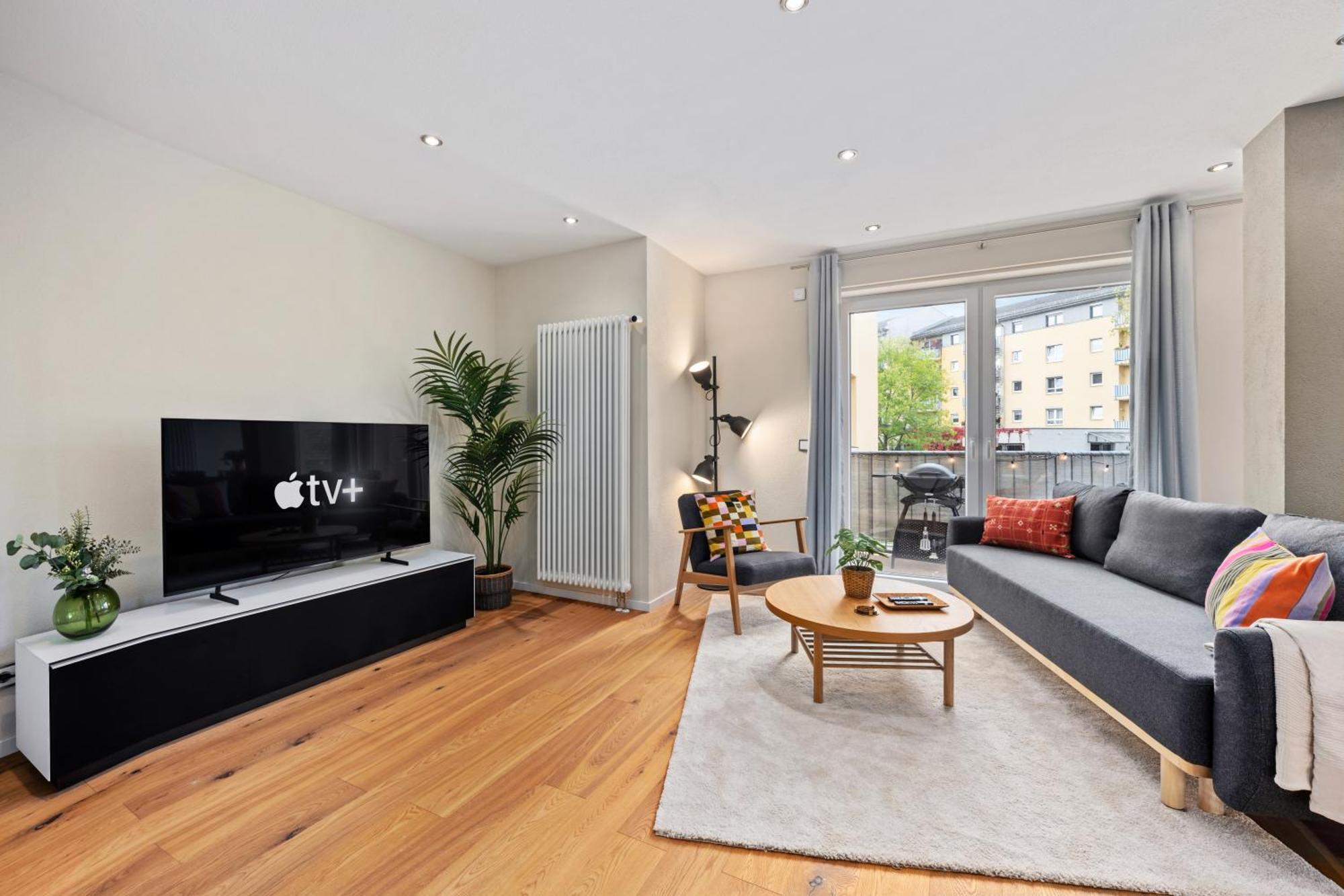 Edler Wohnraum Schwanenteich-Suite Mit Balkon, Kaffeevollautomat, Lift & Parkplatz ซวิคเคา ภายนอก รูปภาพ